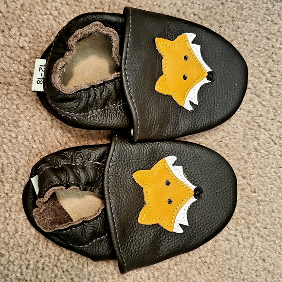 NEW - Toddler Leather Slippers - Picture 3 of 9